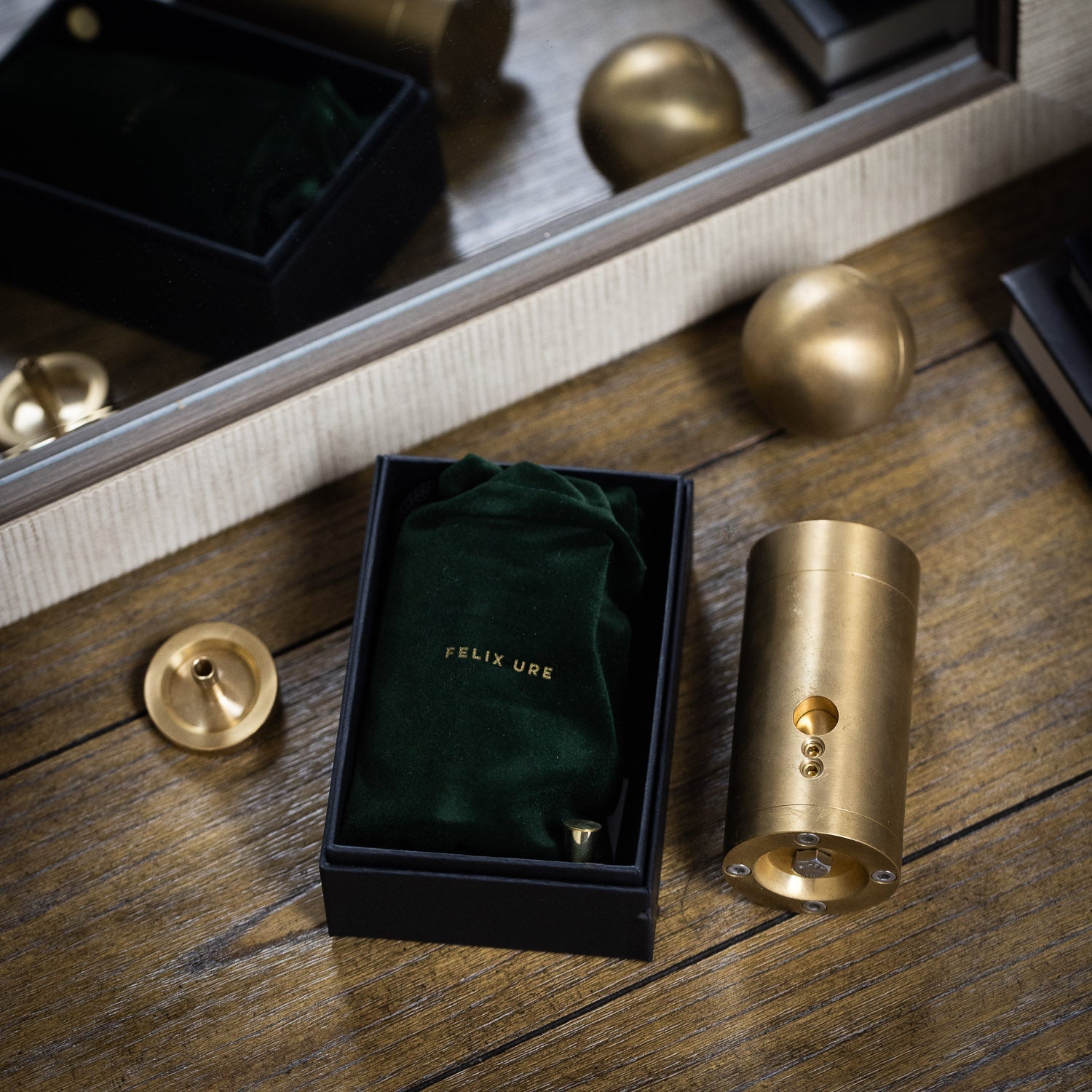 Felix Ure "Piston" Mechanical Puzzle - Brass - Mechanical Puzzle | Last Manner