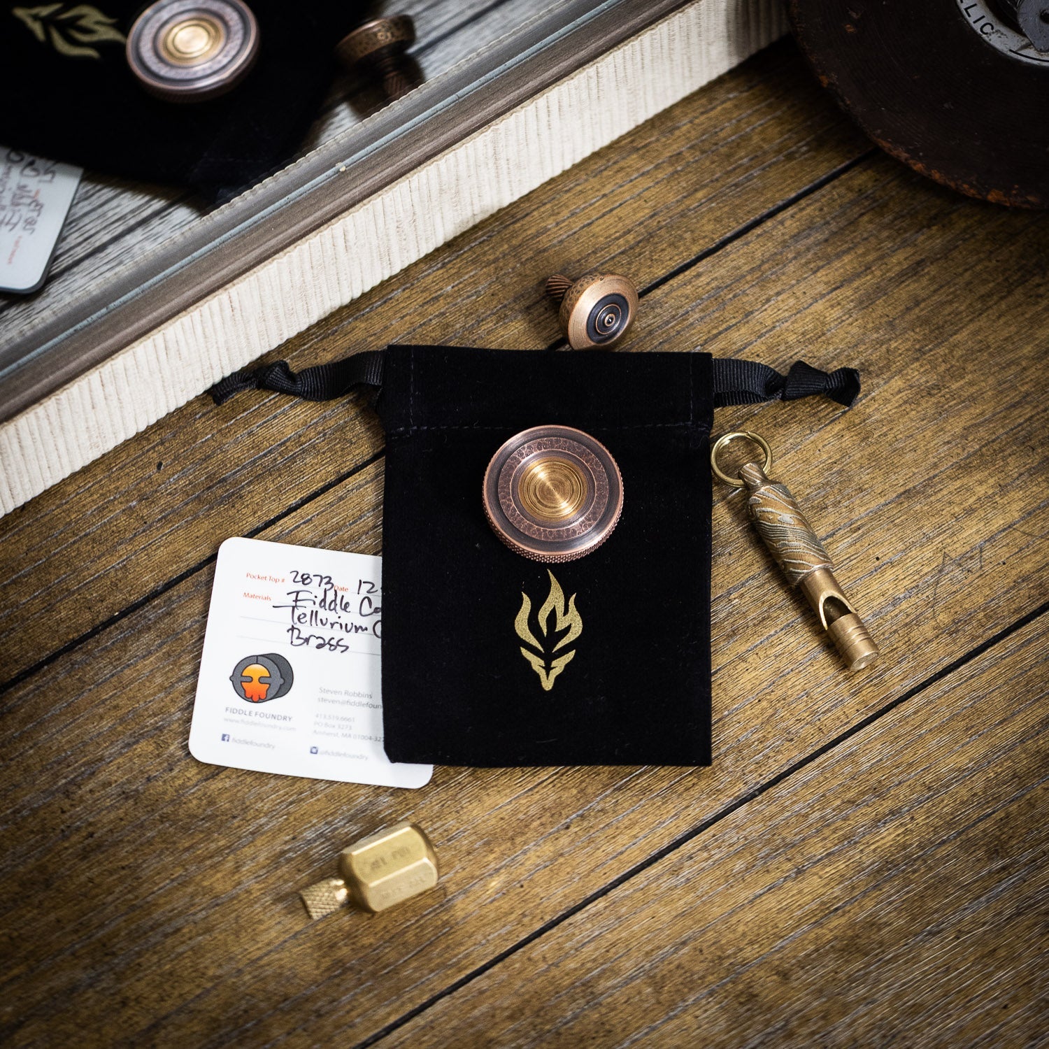 Fiddle Foundry Fiddle Coin - Tellurium Copper & Naval Brass - Spinning Top | Last Manner