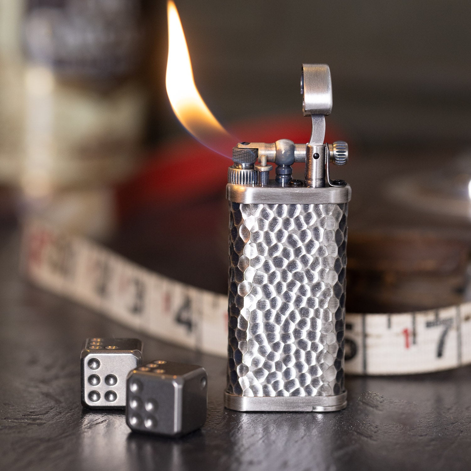 im corona Old Boy Lighter - Antique Silver Hammer Tone - Lighter | Last Manner