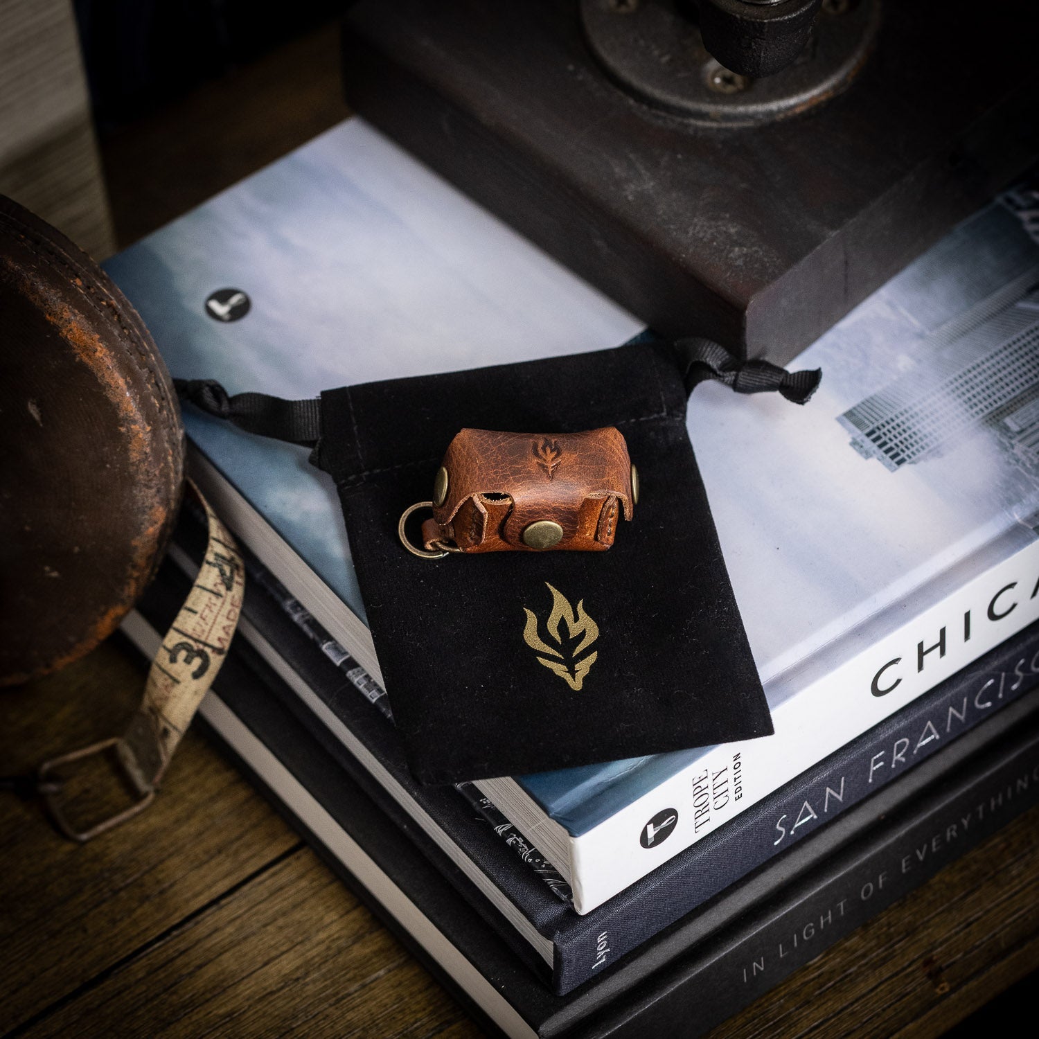 Last Manner Leather Keychain Bag w/Dice - Keychain | Last Manner
