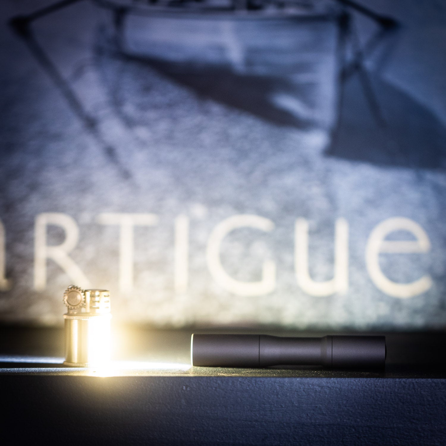 CWF Custom Micro Click Flashlight - Stonewashed Titanium (XPL) - Flashlight | Last Manner