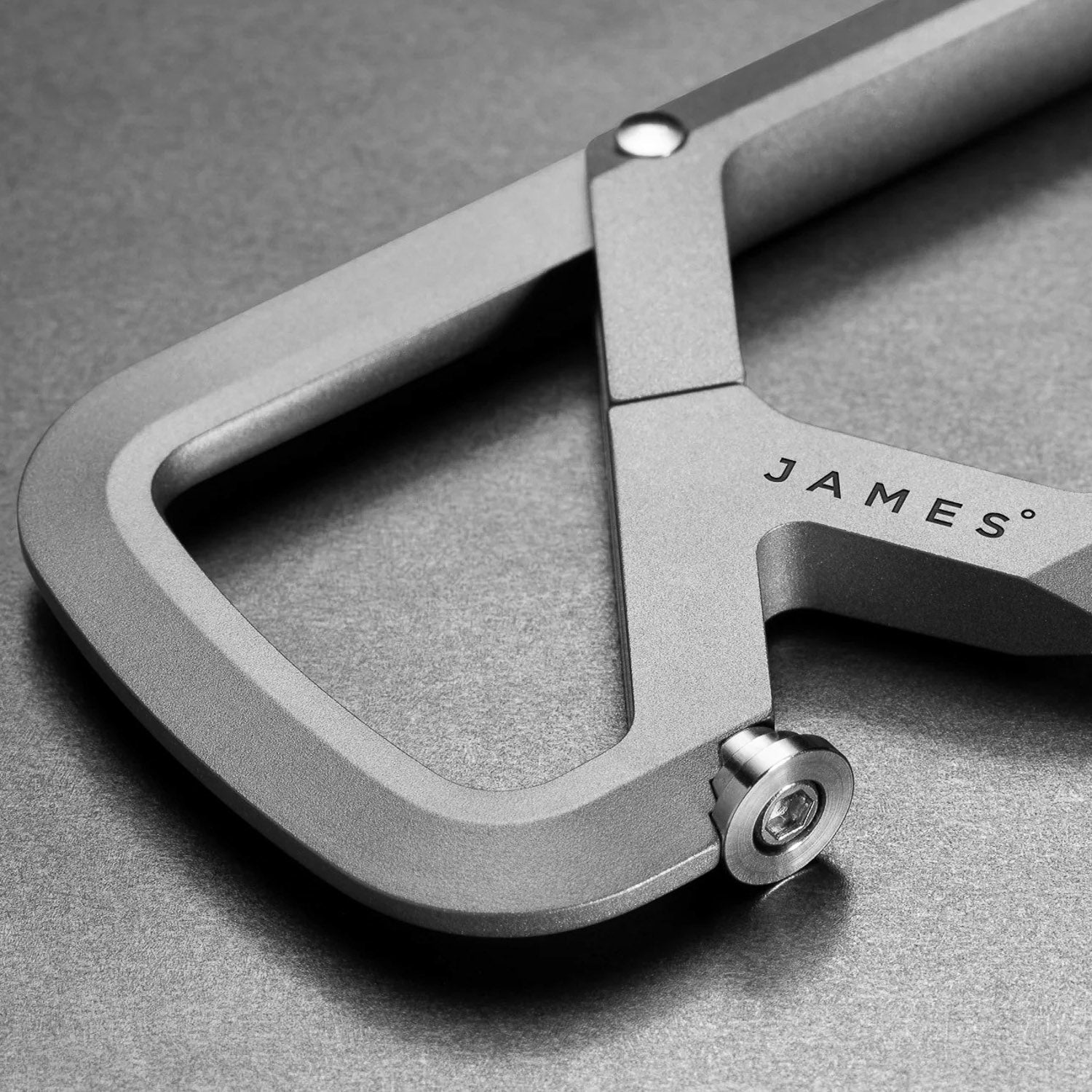 James Brand The Mehlville EDC Carabiner - Titanium - Keychain | Last Manner