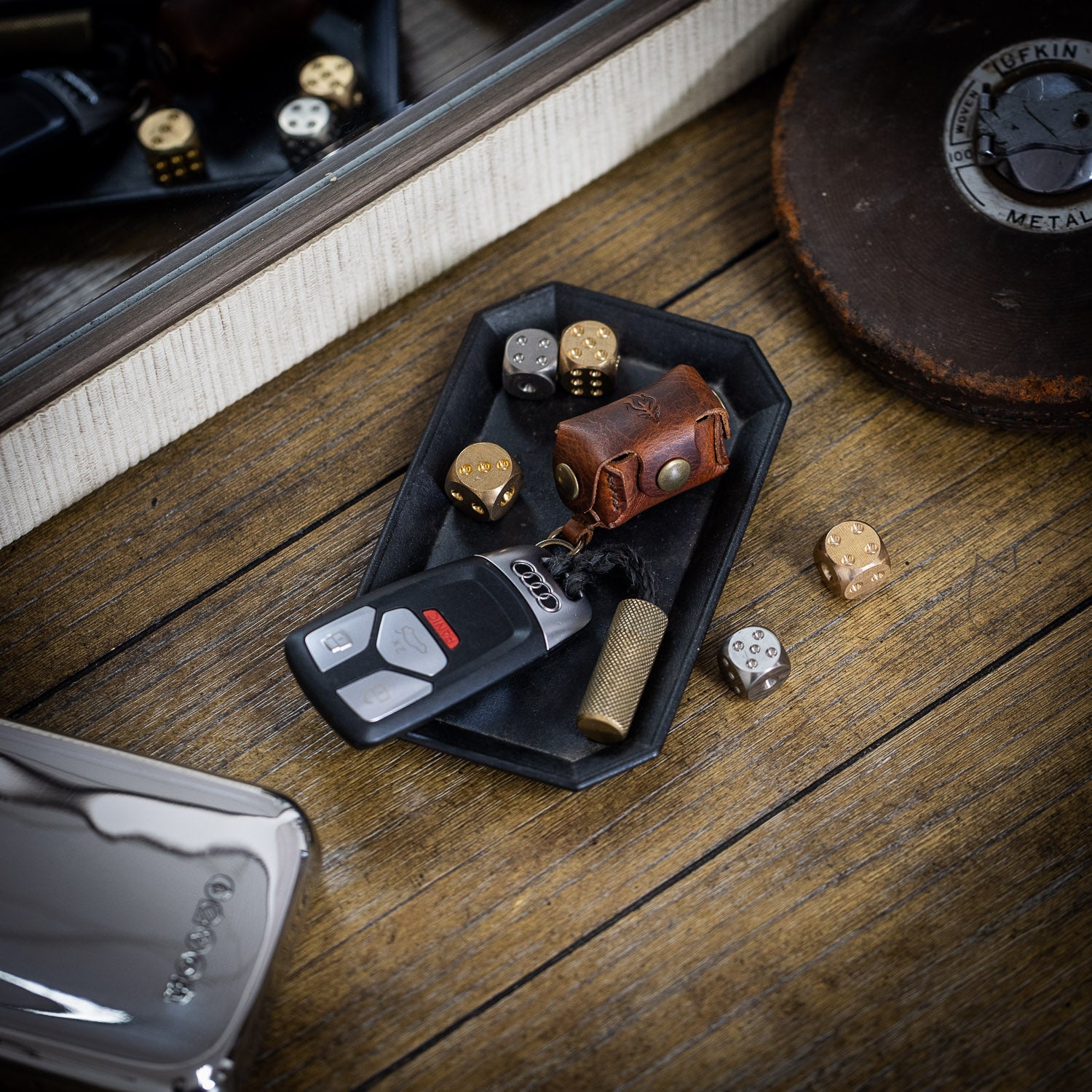 Last Manner Leather Keychain Bag w/Dice - Keychain | Last Manner
