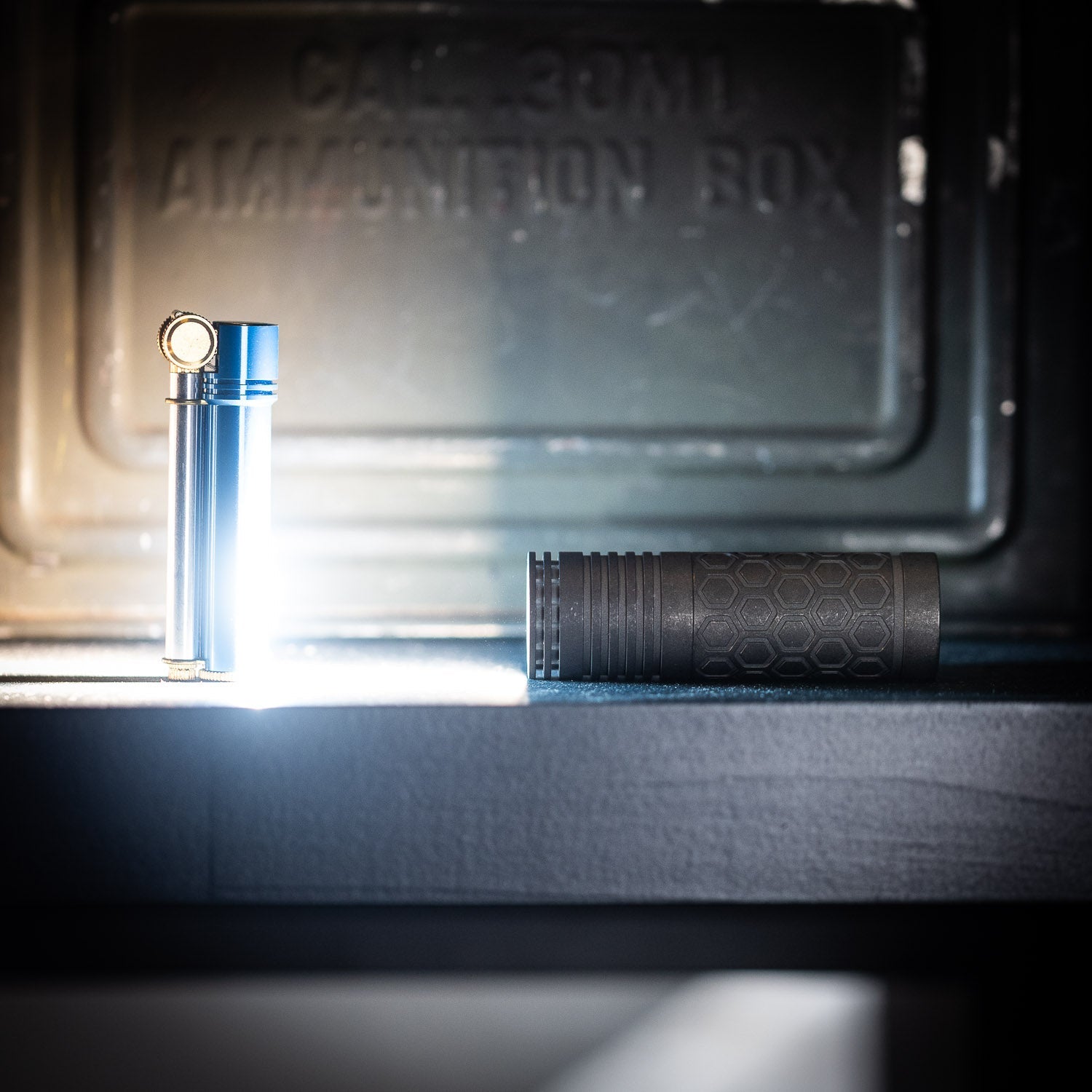 ReyLight Triple Dawn Flashlight - Titanium - Flashlight | Last Manner