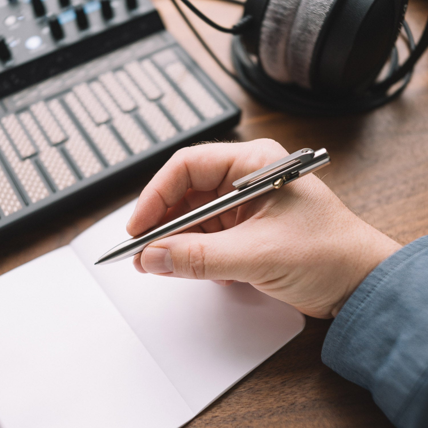 Tactile Turn Switch Pen - Pens | Last Manner
